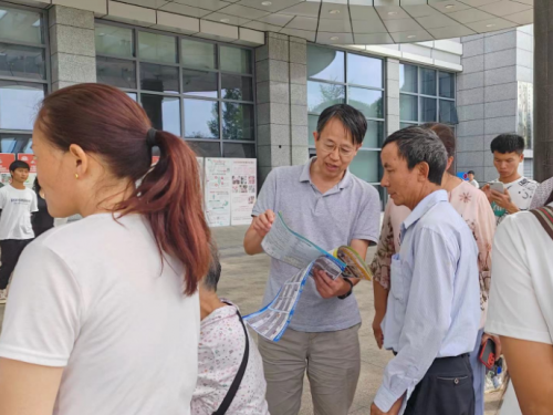 安顺市人民医院开展第36个“6·26”国际禁毒日宣传活动